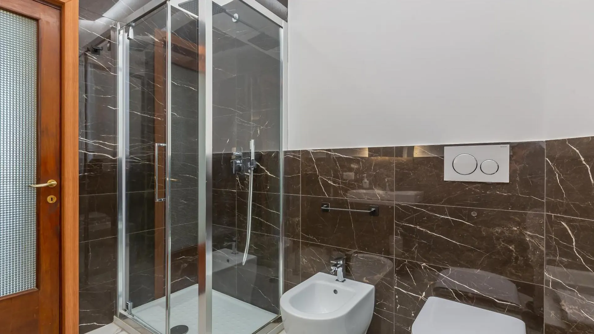Aqua Claudia And Anio Novus Apartments Rome Italie